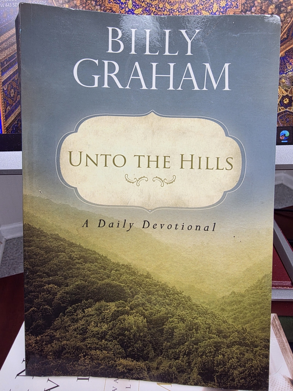 Unto the Hills — Green Daily Devotional